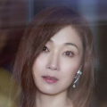 亚洲综合av一区二区三区